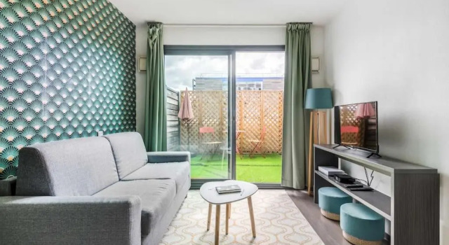 Апартаменты Superbe studio terrasse proche Bordeaux