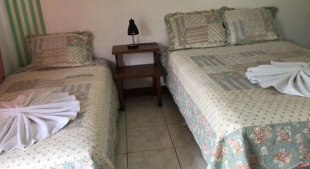 Четырёхместный номер Economy Grand Hotel Panajachel