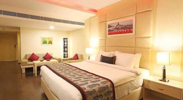 Номер Superior Golden Tulip Jaipur City Center