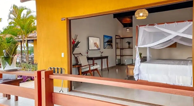 Семейный номер Standard с балконом Arraial Bangalô Praia Hotel