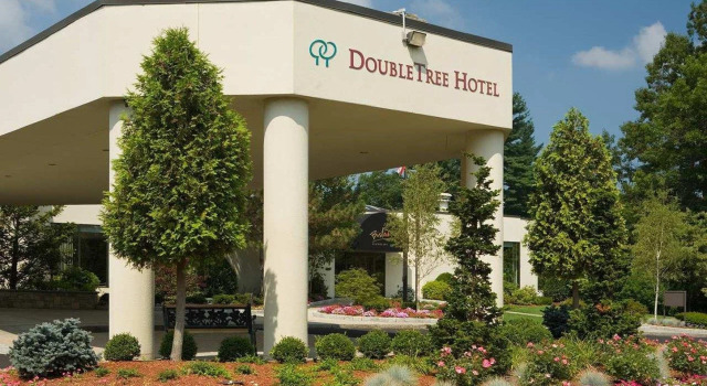 DoubleTree by Hilton Boston - Bedford Glen, Брондау Қонақ үй Бэдфорд Mclntyre