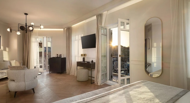 Люкс Superior Riviera Suites