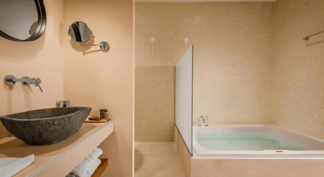 Люкс Superior Oceanis Beach & Spa Resort