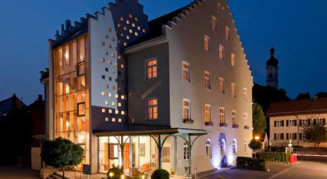Hotel Angerbräu, Varaa Hotelli Murnau am Staffelsee 