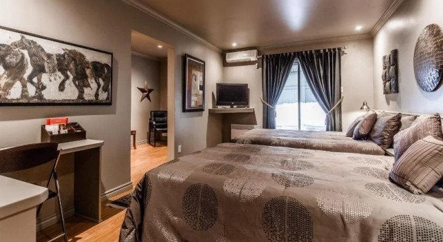 Le Cartier Bed and Breakfast, Book Hotel 3-stjernede hoteller i Montreal, nær Clock Tower Beach, 3*