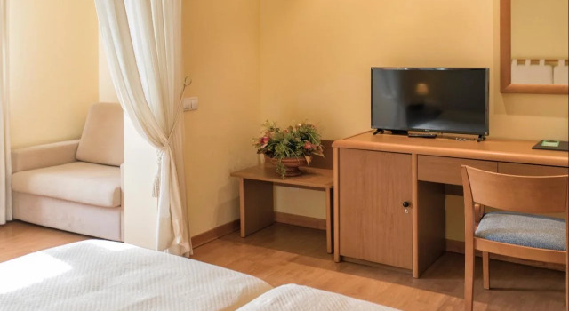 Hotel Aguilas Playa, Book Hotel Hotels in Murcia with Breakfast, Breakfasts