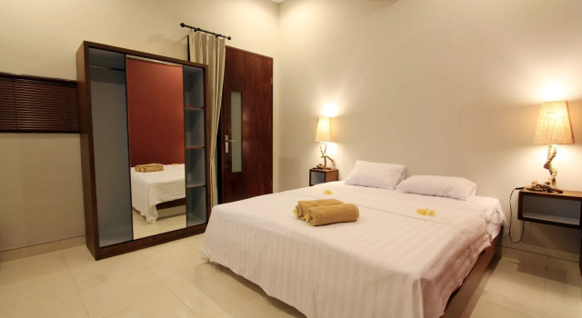 Saren Guest House Bali, Rezervovat Penzión Hotely v Bali se snídaní, Snídaně