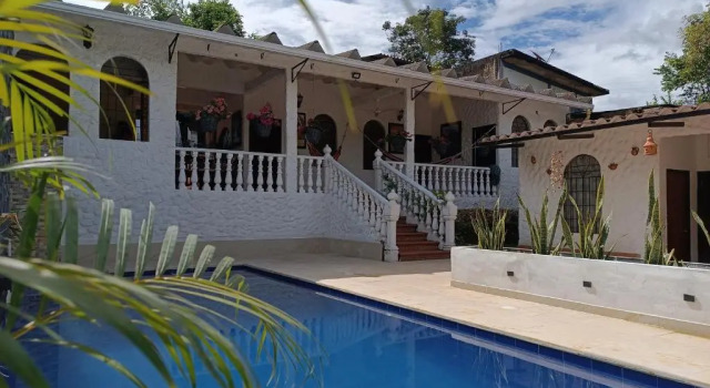 Villa Clara Casa Campestre, Piscina, Naturaleza, Paseo de Río, Prenota Villa Hotel a Melgar con piscina, Piscina