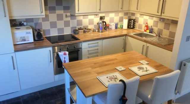 Apartment near London Bridge