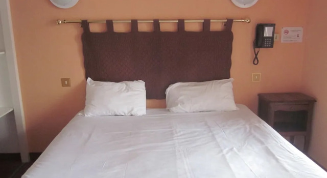 Трёхместный номер Standard с балконом Hotel La Chaumière