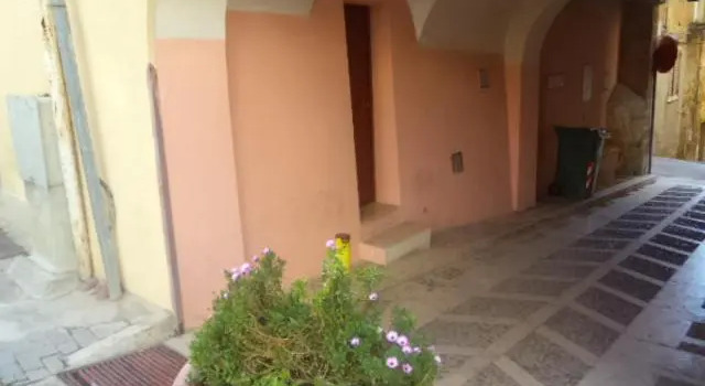 Casa Dell'Arco