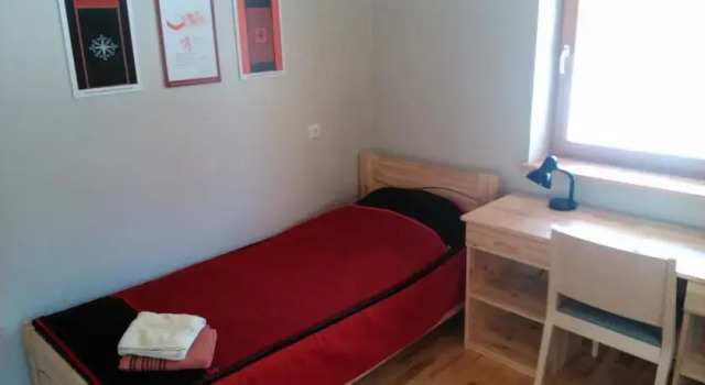 Männiku Metsatalu, Đặt Khách sạn Ramsi Viljandimaa
