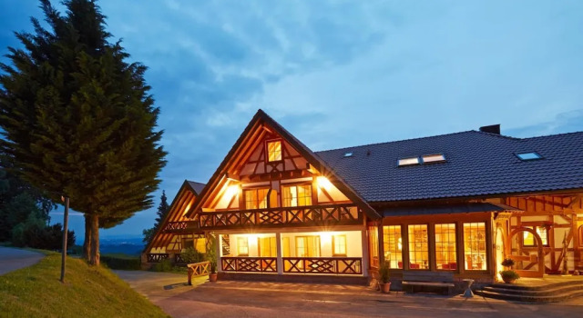 Hotel Spinnerhof, Забронировать Отель Засбахвальден Шварцвальд