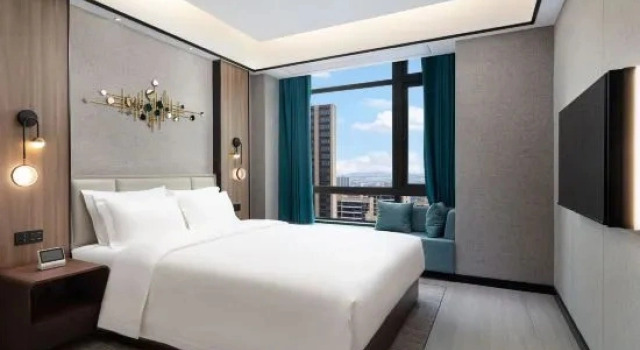 Двухместный люкс с красивым видом из окна Microtel By Wyndham Xiangtan Tianyi