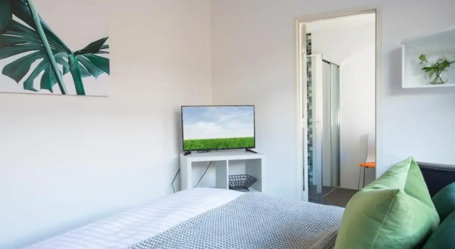 Cosy and Bright Studio Next to Westmead Hospital, 预订 酒店 Westmead 新南威尔士