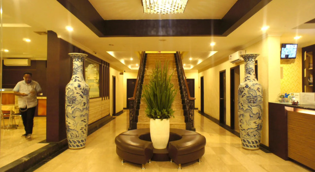 Sky View Hotel, Boek Hotel Hotels in Batam Center met parkeren, Parkeren
