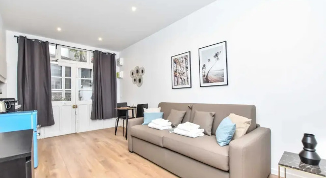 Authentic Studio - 2P - Porte Saint-denis, Забронировать Апарт-отель Апарт-отели Парижа, рядом с Гран Бульвар, Апарт-отель