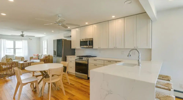 Апартаменты Brigantine Waterfront Vacation Rental w/ Grill