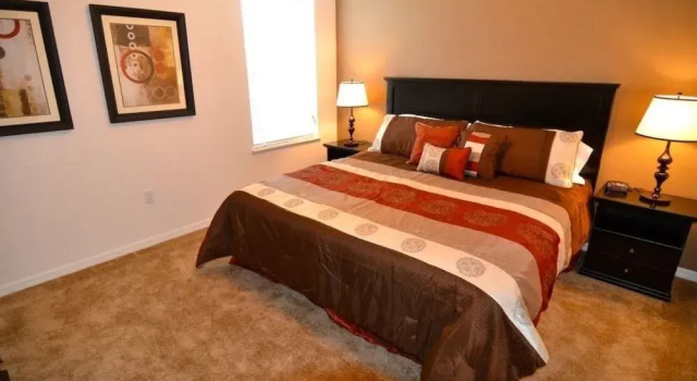 5 Br Home Kitchen Sleeps 10
