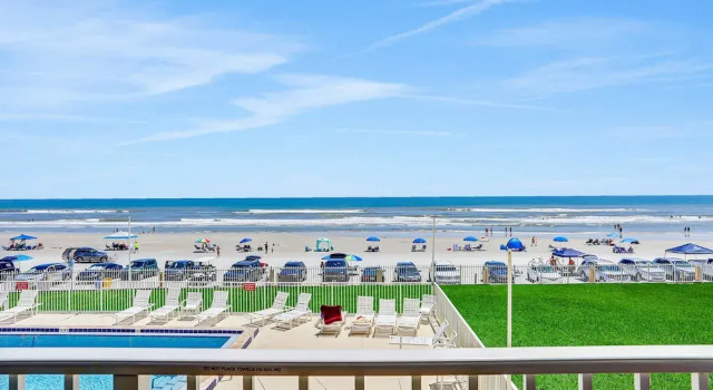 Oceania Beach Club 204