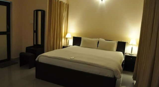 Апартаменты c 1 комнатой с балконом Jyothi Suites