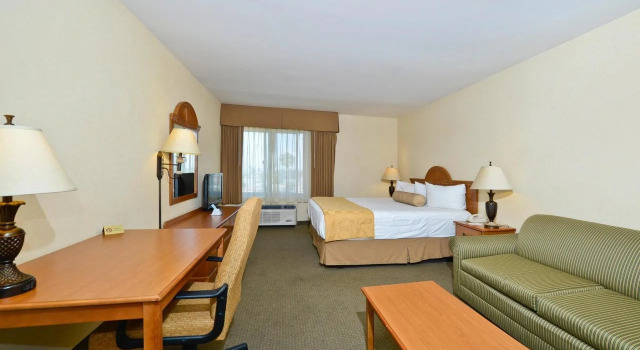 Best Western Of Long Beach, Забронировать Отель Отели и гостиницы Лонг-Бич, рядом с Long Beach Comprehensive Health Center, Отель