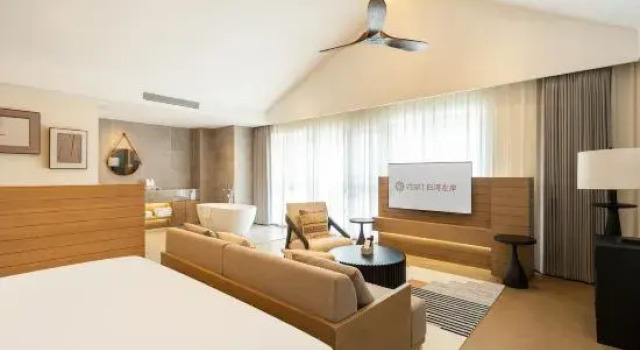 Люкс Floral Hotel Changbaishan Baihe Left Bank