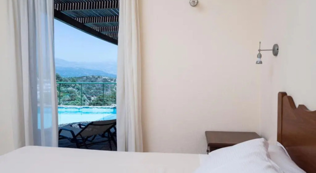 Вилла с 2 комнатами с видом на море Istron Luxury Villas