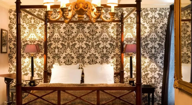 Трёхместный полулюкс Suitehotel Posthoorn