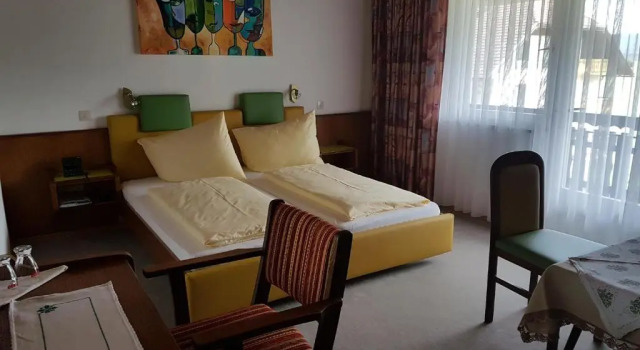 Hotel Garni Hutter, Забронировать Отель Отели Фёлькермаркт с парковкой, Парковка