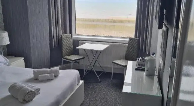 Номер Superior Queens Plaza Hotel