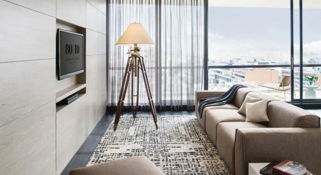 Апартаменты 8010 Urban Living- Luxury Home Experience