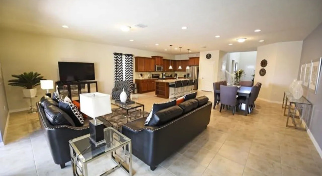 2129 Windsor Hills House 8 Bedroom by Florida Star