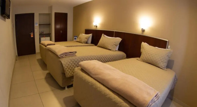 Трёхместный номер Standard Torre Hotel Ejecutivo