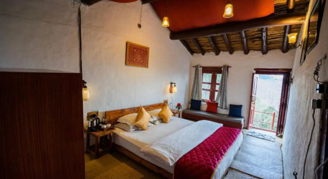Номер Standard Itmenaan Estate, Binsar Himalayas