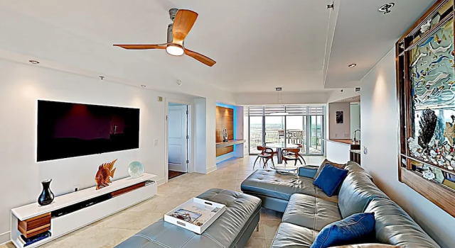 New Listing! Luxe Beachfront Oasis W/ Pools & Gym 2 Bedroom Condo, Rezerwuj Apartament Galveston Houston
