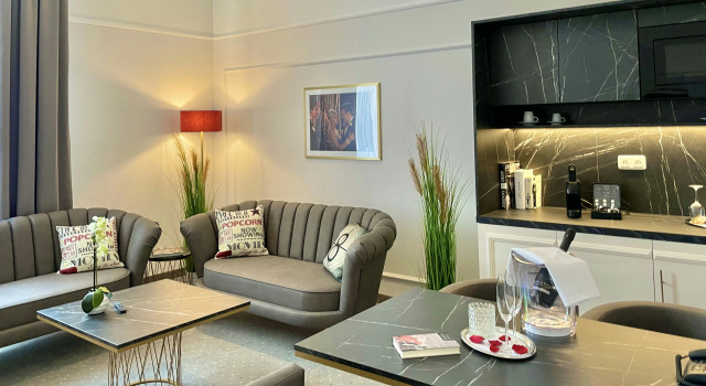 Star-Apart Hansa Hotel, Забронировать Отель Mitte Висбаден
