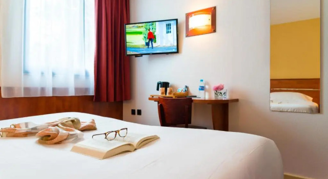 Номер Superior Brit Hotel Rennes St Grégoire   Le Villeneuve