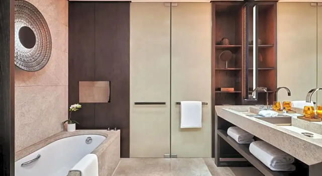 Двухместный клубный номер Deluxe Hyatt Regency Wuhan Optics Valley