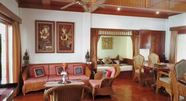 Royal Living Koh Samui - Villa 1, Забронировать Вилла Отели Южного Таиланда с парковкой, Парковка