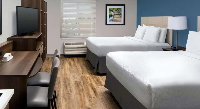 Четырёхместный номер Standard WoodSpring Suites South Plainfield