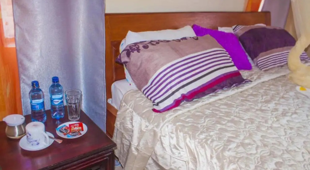 Henny Airport Homestay, Rezerwuj Hotel Kitengela Nakuru