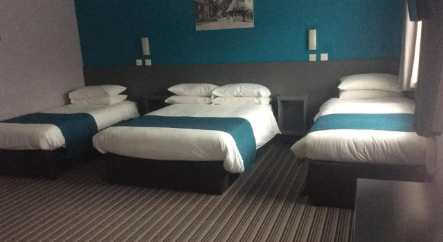 Четырёхместный номер Standard Oyster Fleet Hotel