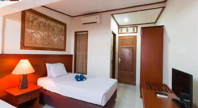 Номер Economy Mahajaya Hotel