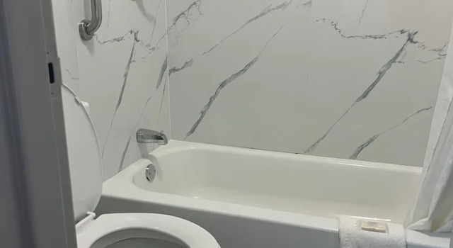 Четырёхместный номер Standard American Inn  - Pontotoc