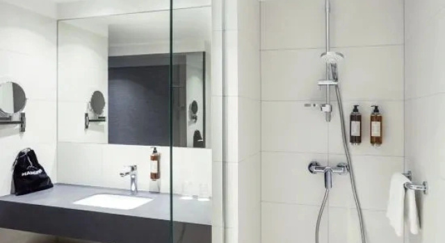 Полулюкс с видом на город Q Hotel Plus Wrocław Bielany