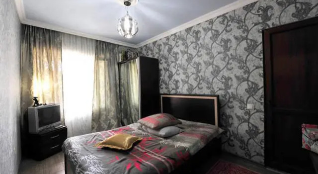 Batumi Guest House, Book Guesthouse Batumi 