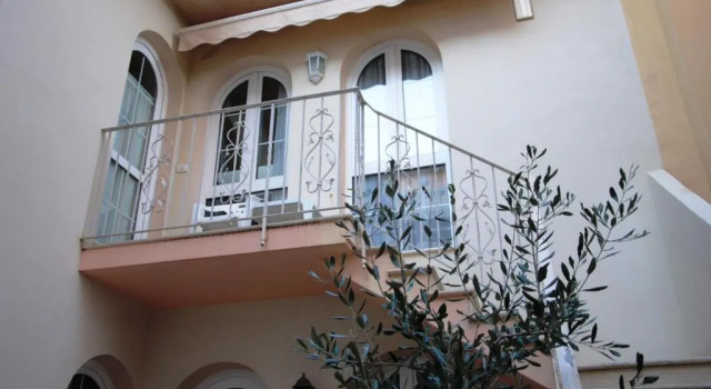 Stella Apartment