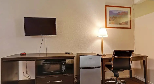 Двухместный люкс Standard Red Roof Inn Needles