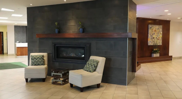 Holiday Inn Omaha Southwest, Prenota Hotel Omaha 